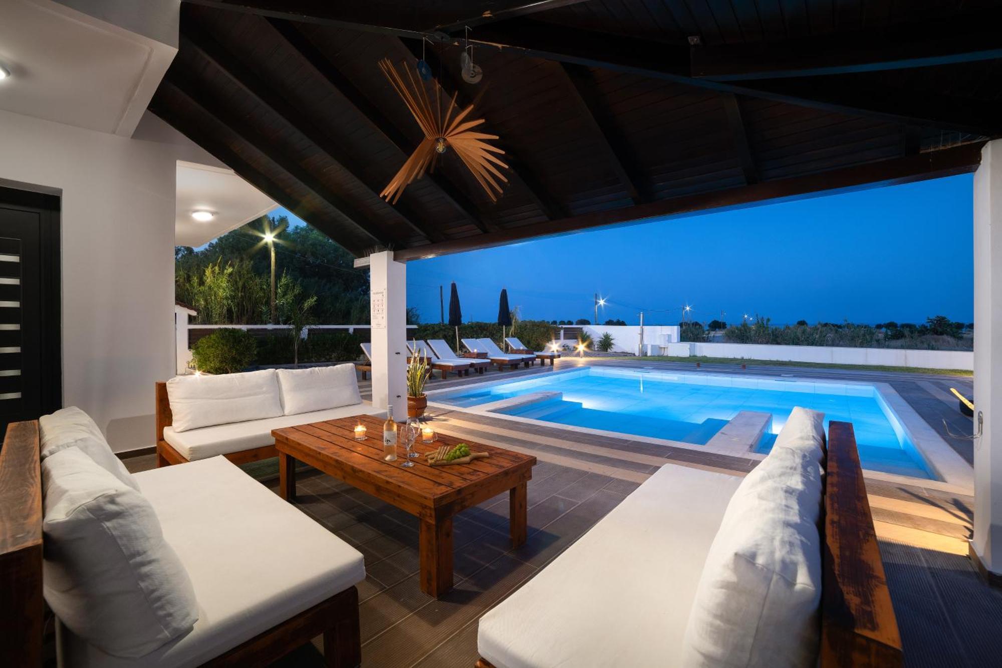 Elysian Villa อาฟานโท ภายนอก รูปภาพ